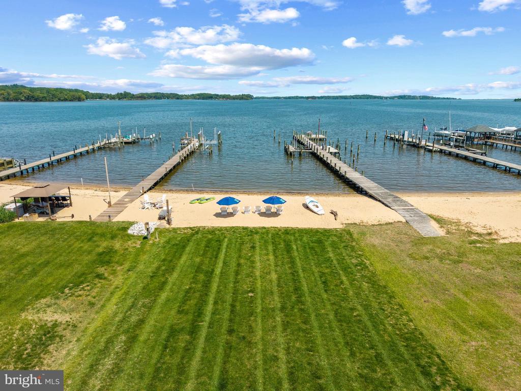713 Cottage Dr