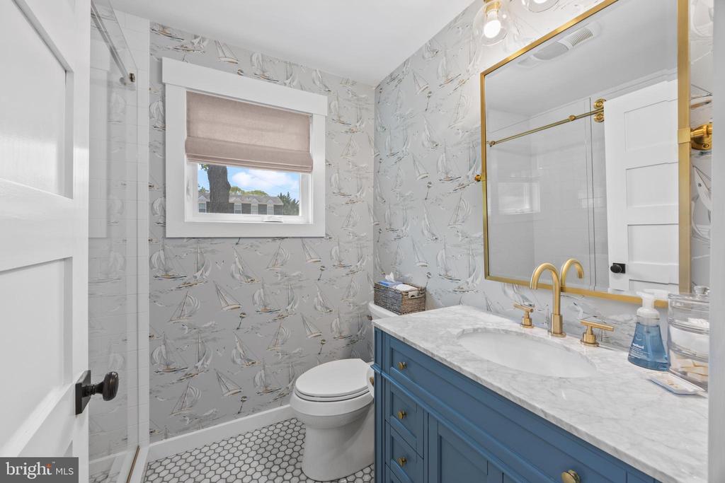 713 Cottage Dr