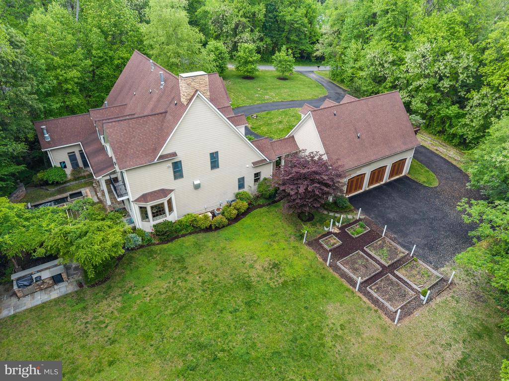 2524 Chapman Ln