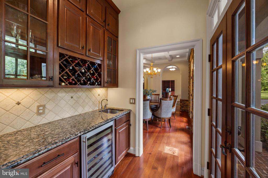 2524 Chapman Ln