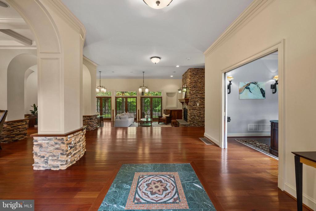 2524 Chapman Ln