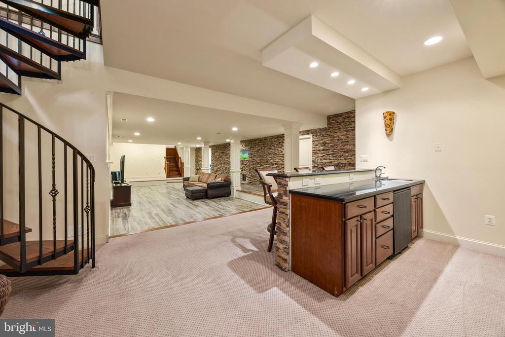 2524 Chapman Ln