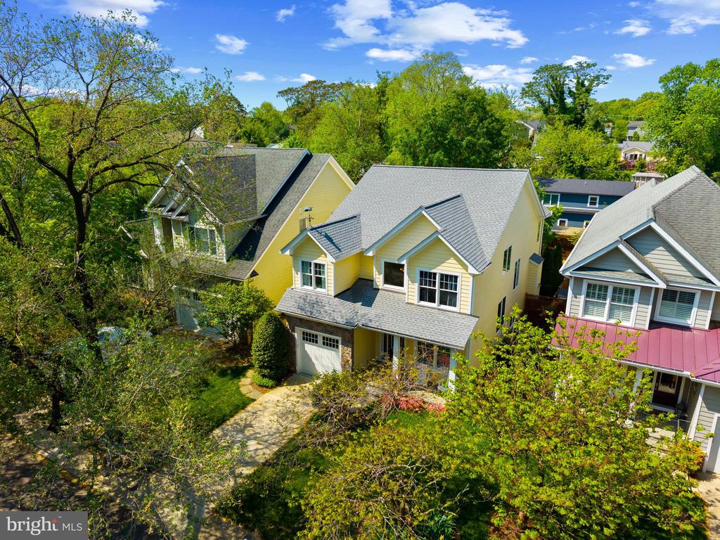 394 Jefferson St