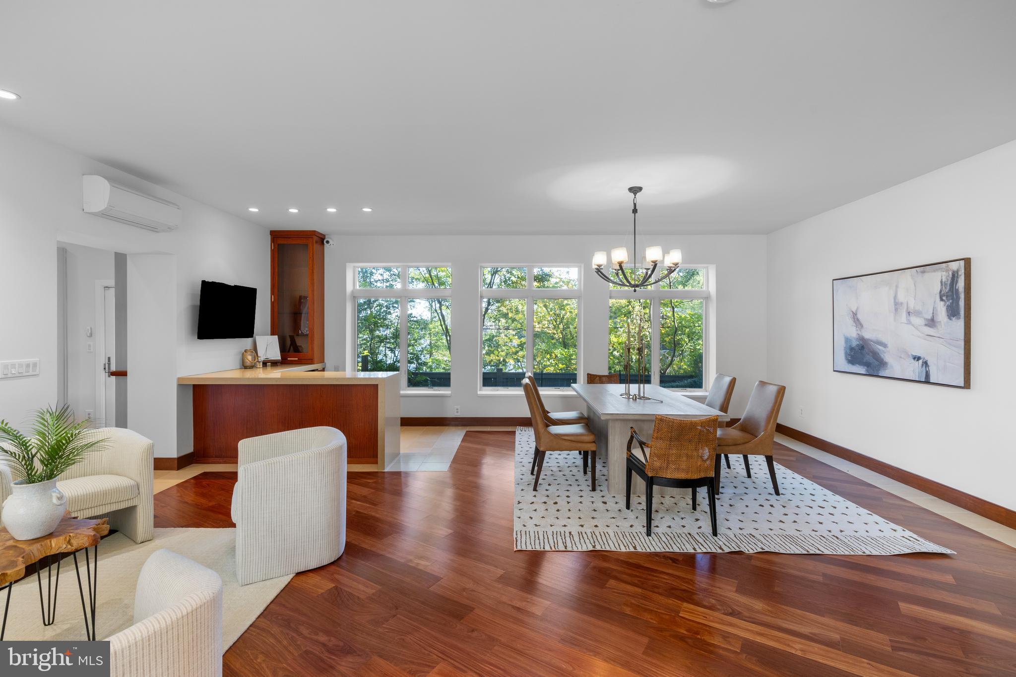 WEST ANNAPOLIS WATERFRONT | 411 RIDGELY AVENUE