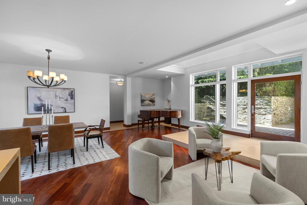WEST ANNAPOLIS WATERFRONT | 411 RIDGELY AVENUE