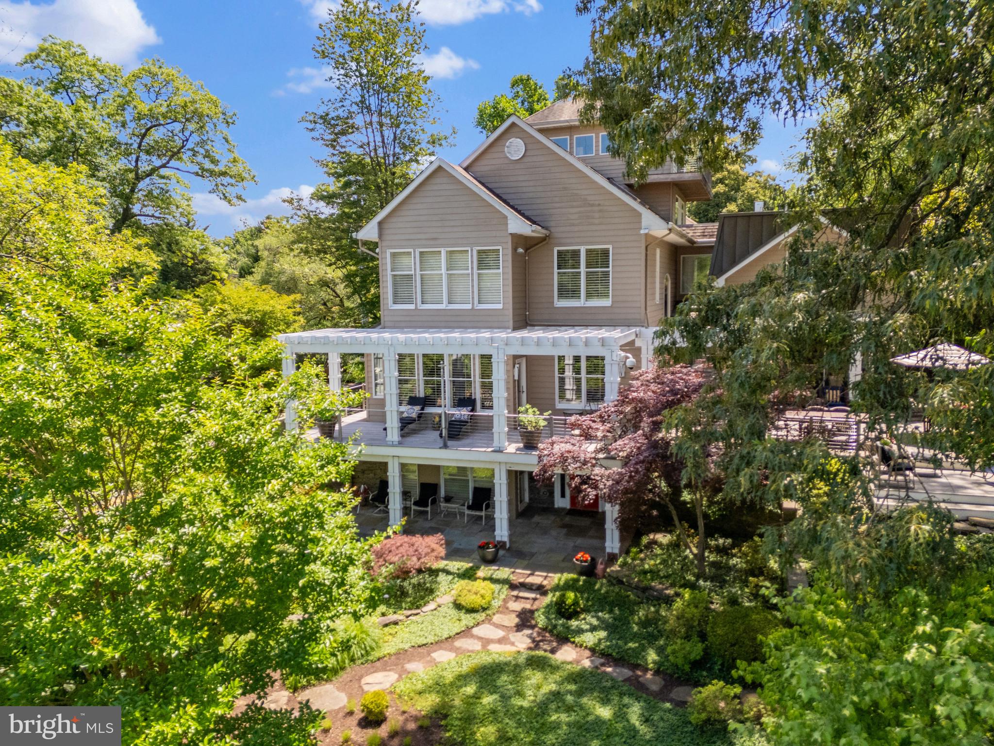 WEST ANNAPOLIS WATERFRONT | 411 RIDGELY AVENUE