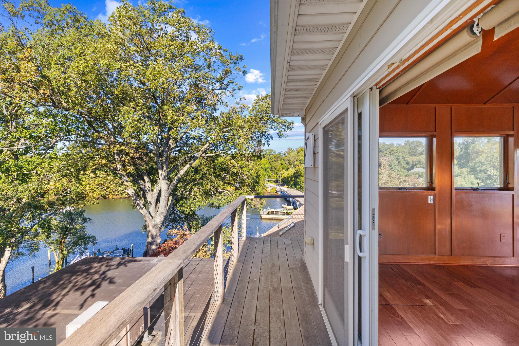 WEST ANNAPOLIS WATERFRONT | 411 RIDGELY AVENUE