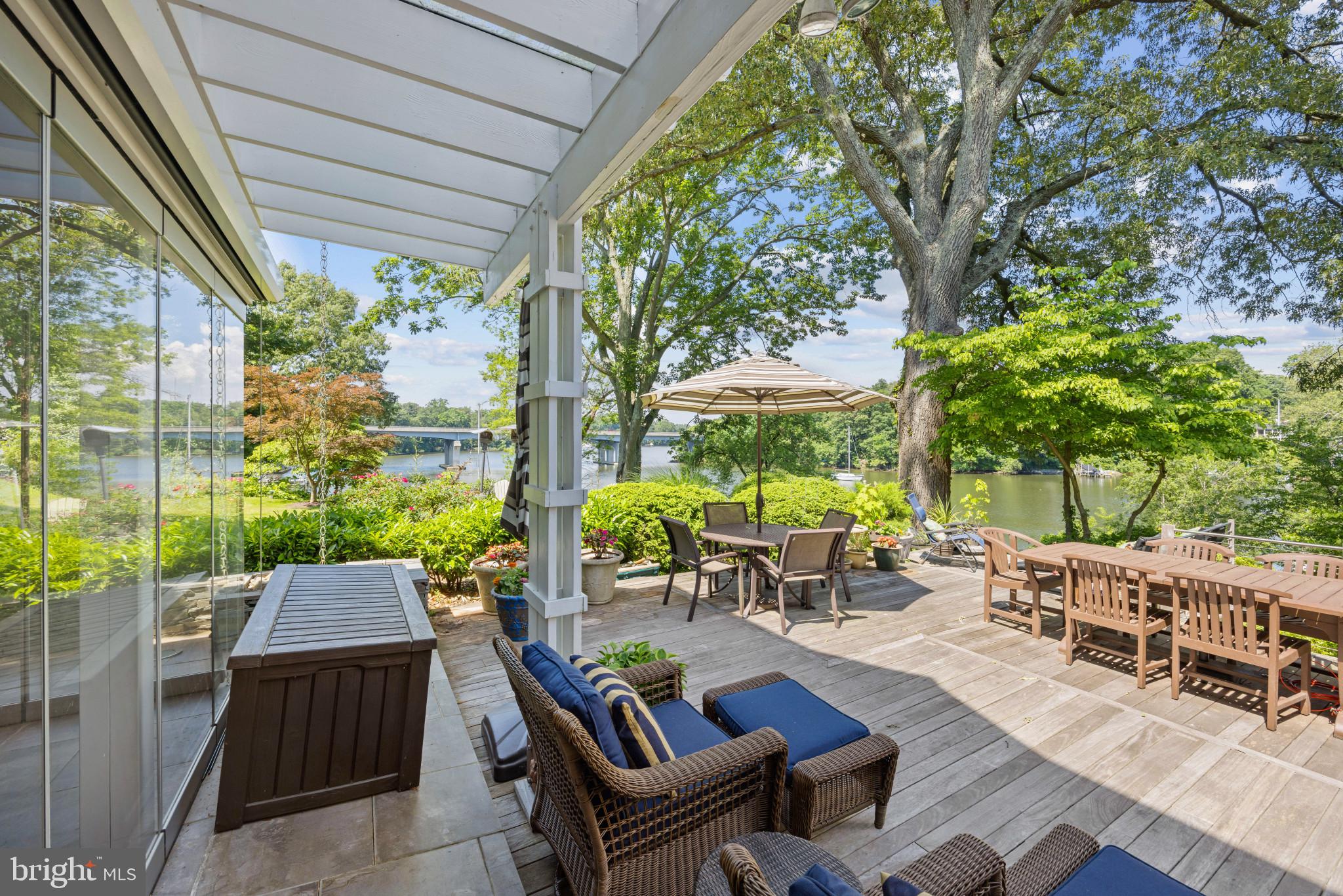 WEST ANNAPOLIS WATERFRONT | 411 RIDGELY AVENUE