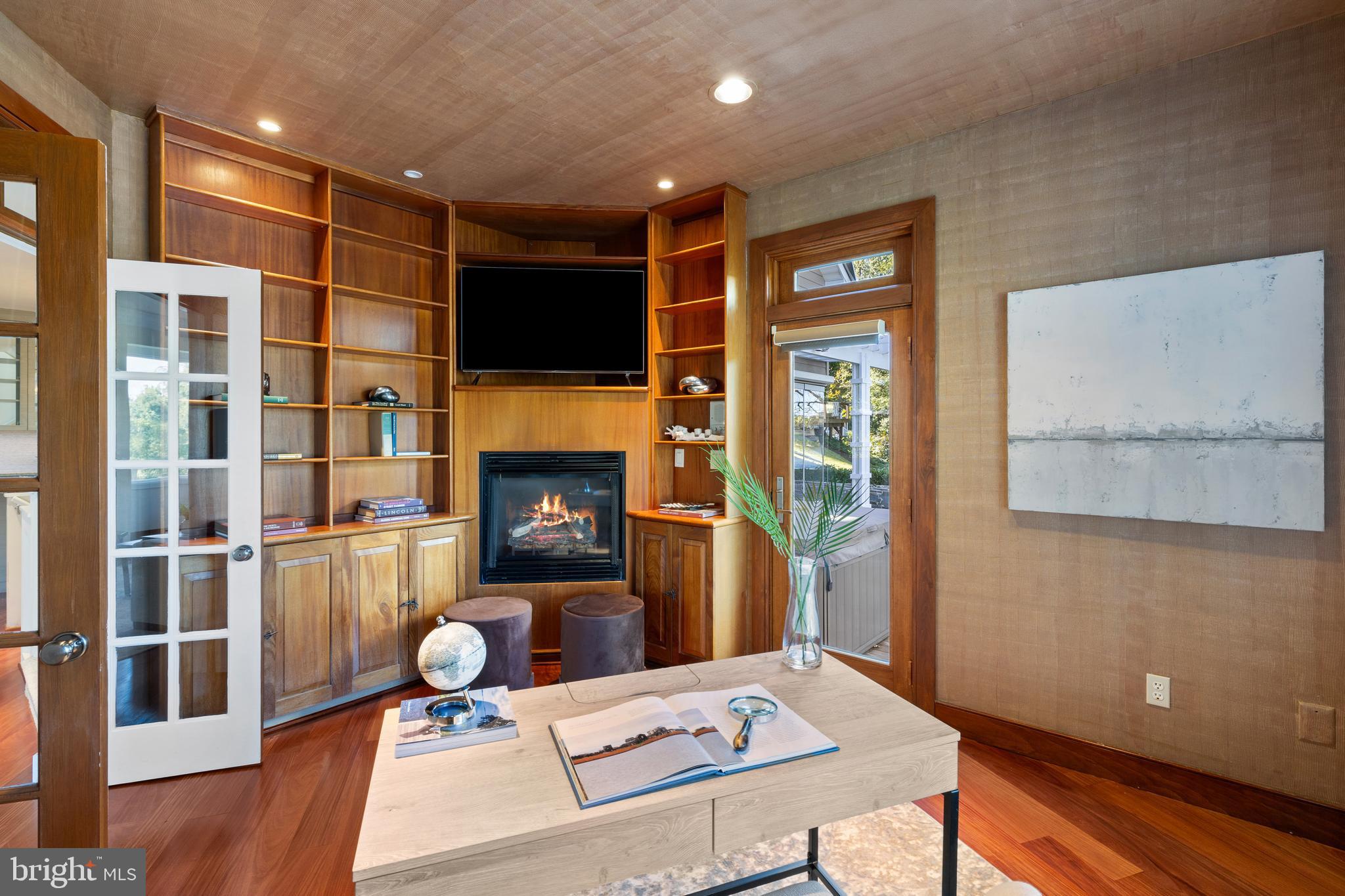 WEST ANNAPOLIS WATERFRONT | 411 RIDGELY AVENUE