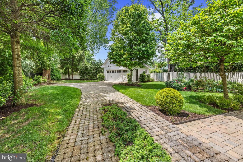 306 Washington St