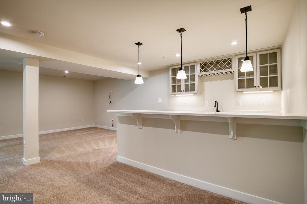 3163 Dodder Way