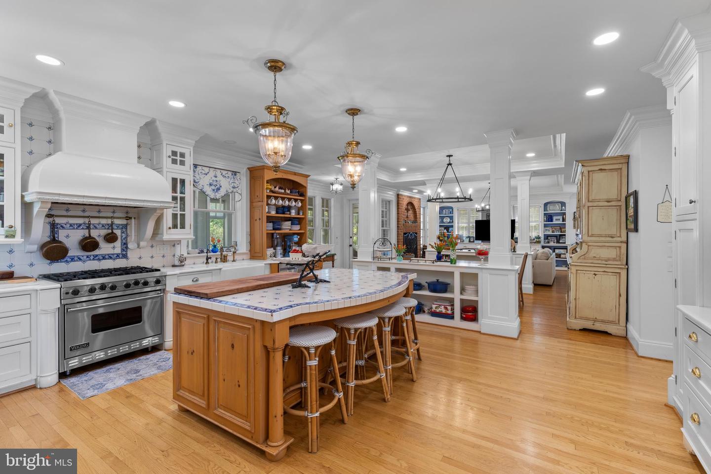 1241 Cherry Tree Ln