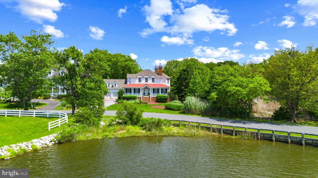 ANNAPOLIS WATER VIEWS | 1241 CHERRY TREE LANE