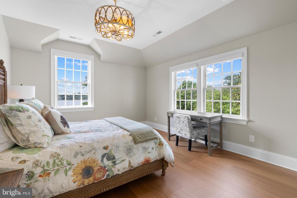 ANNAPOLIS WATER VIEWS | 1241 CHERRY TREE LANE