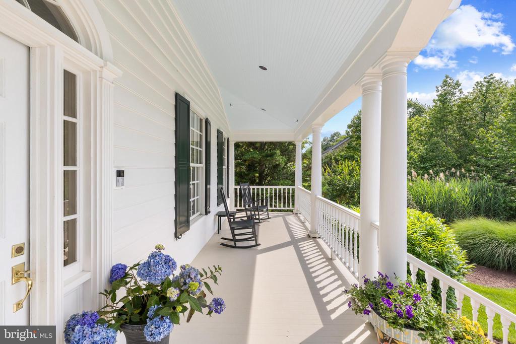ANNAPOLIS WATER VIEWS | 1241 CHERRY TREE LANE