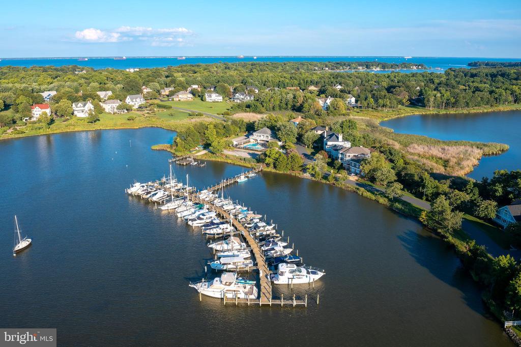 ANNAPOLIS WATER VIEWS | 1241 CHERRY TREE LANE