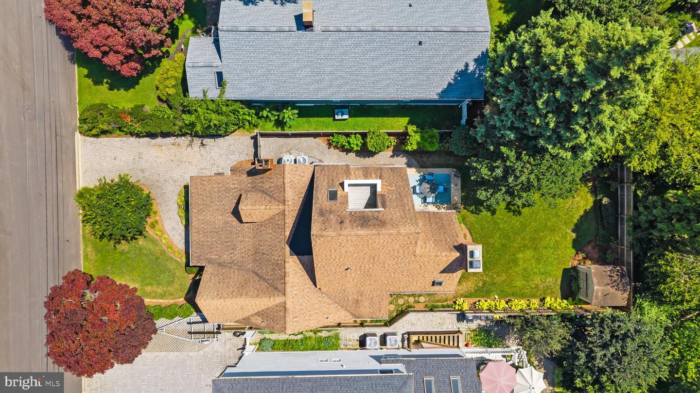 3 Chester Ave
