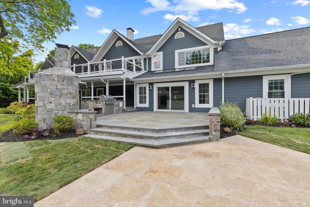 3399 Pocahontas Dr