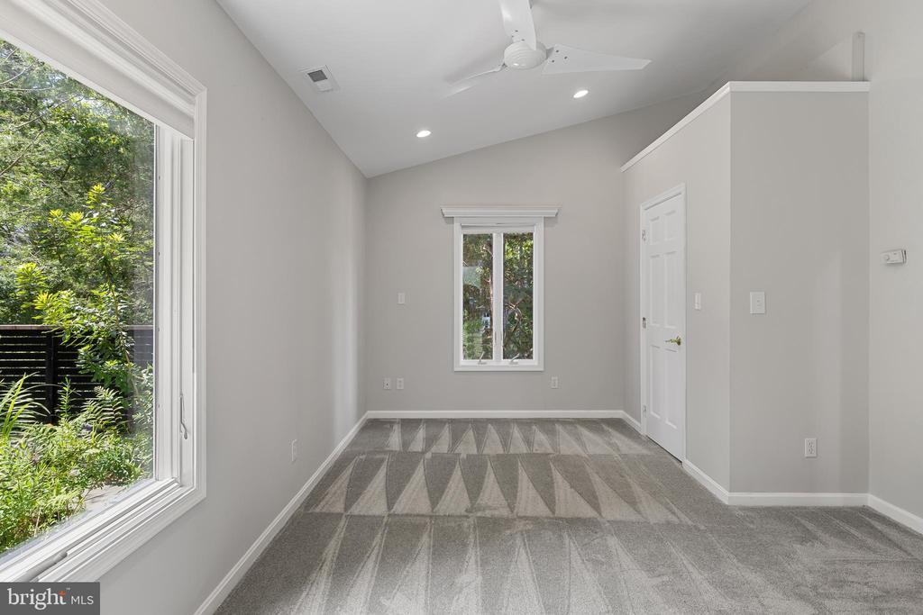 1753 Ebling Trail
