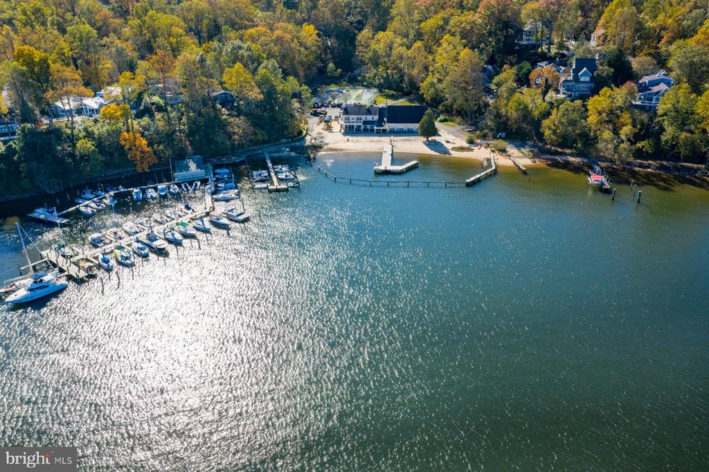1753 Ebling Trail
