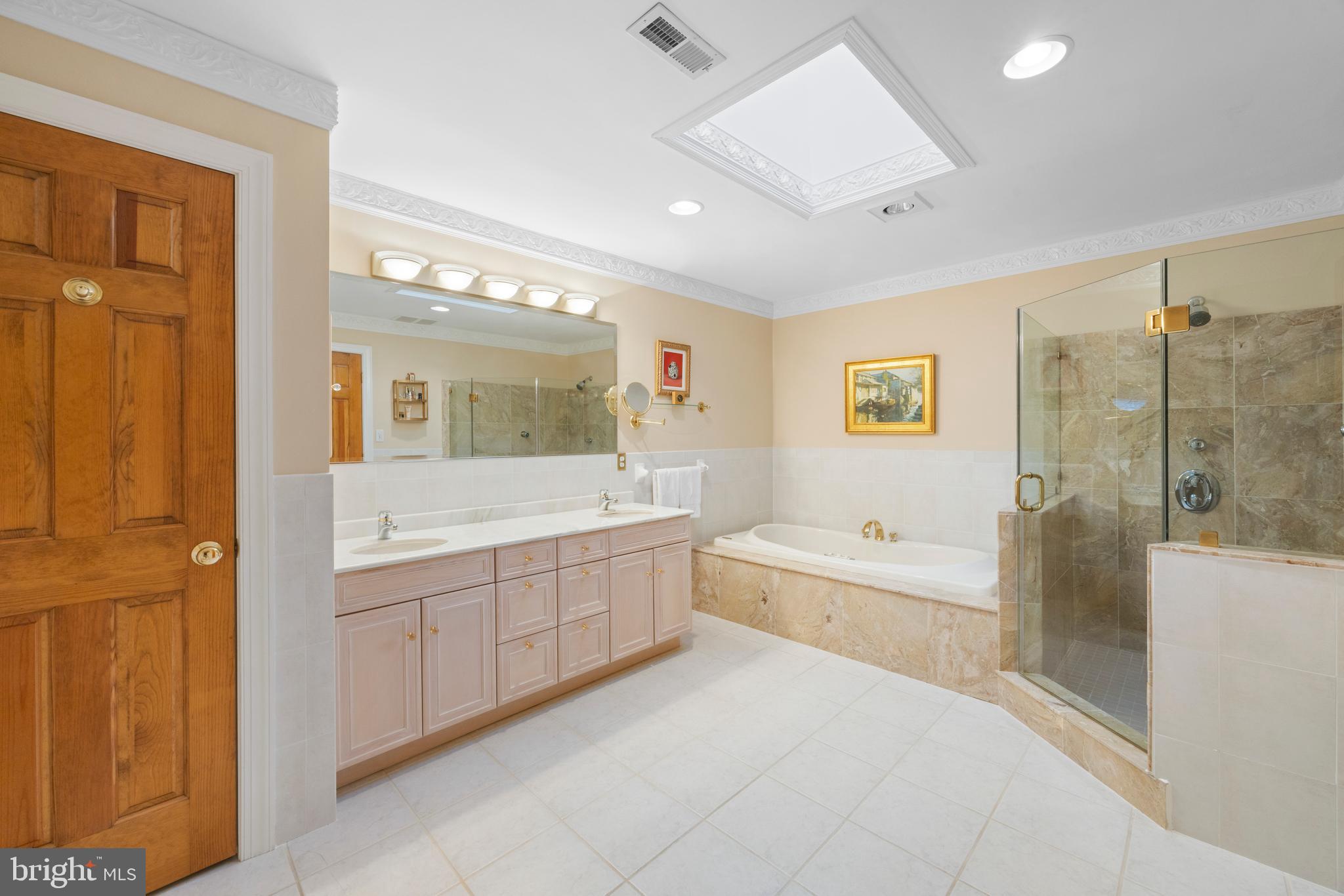 1603 Upton Scott Way