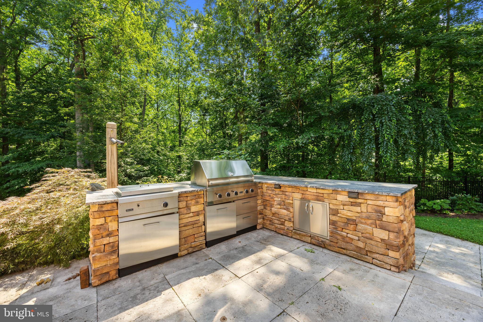 1603 Upton Scott Way