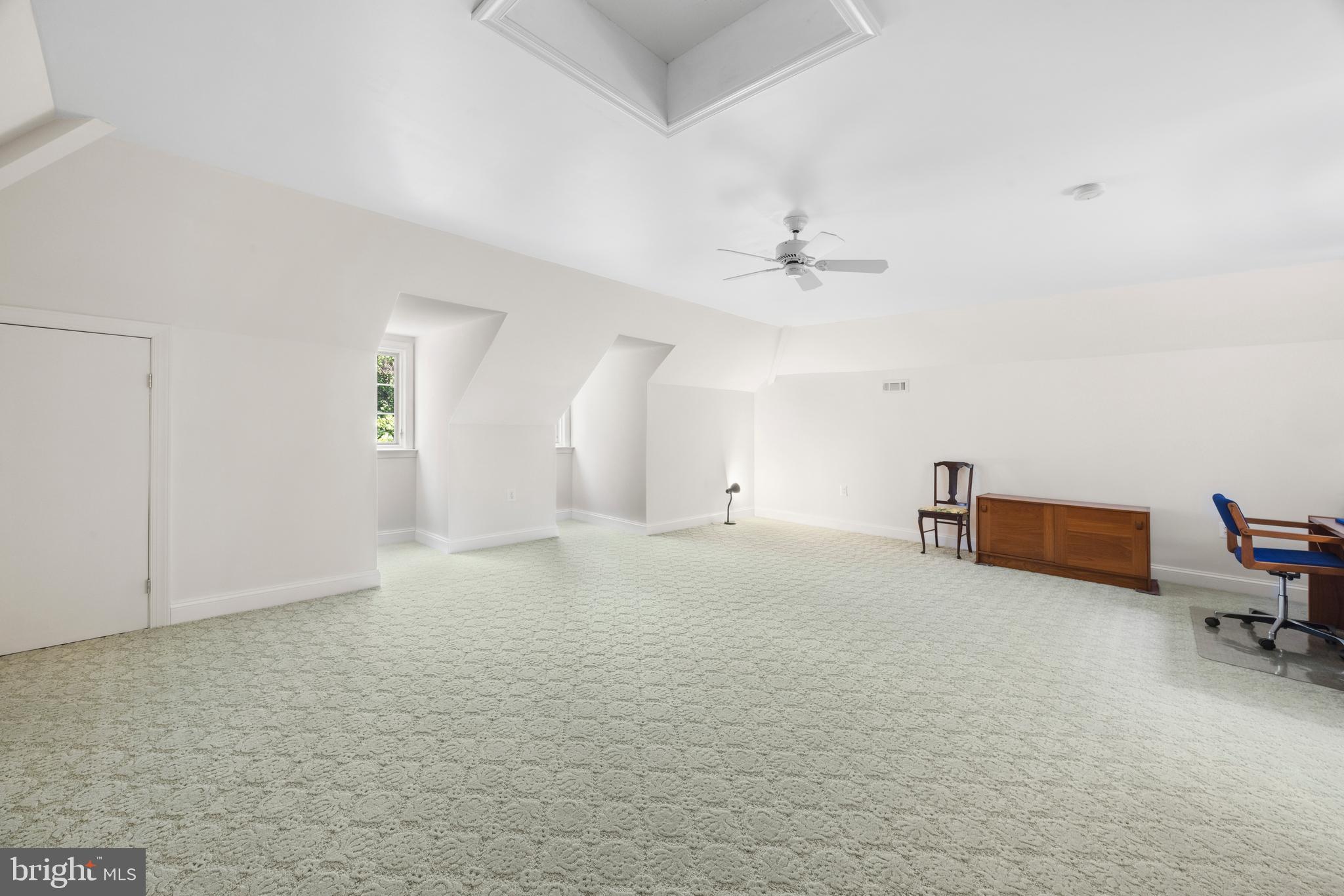 1603 Upton Scott Way