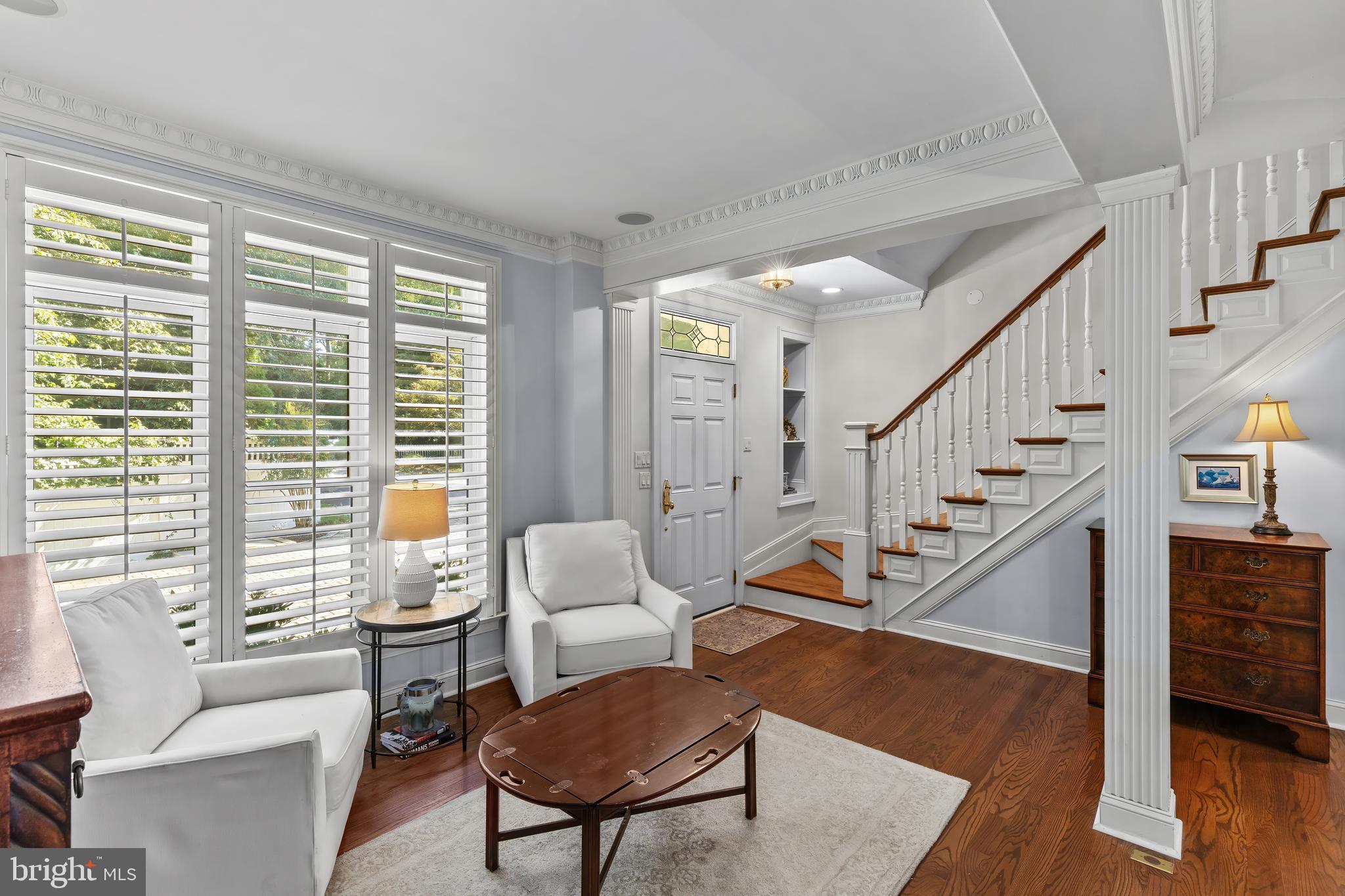 2656-A QUEEN ANNE CIRCLE