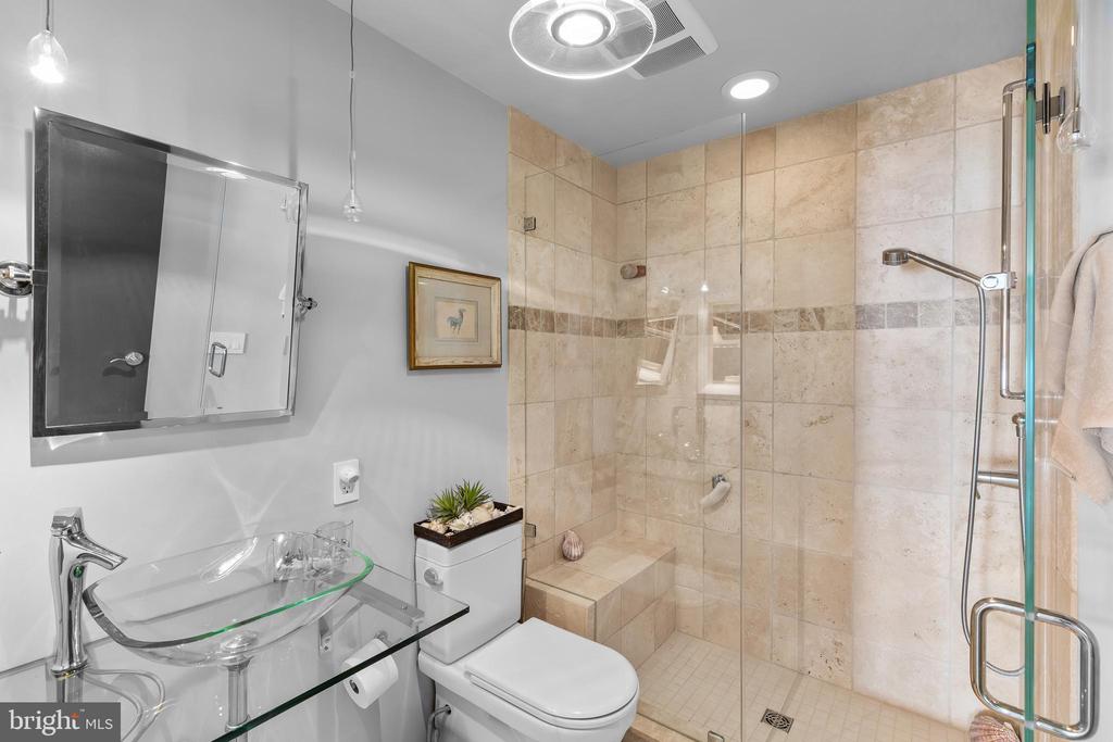 306 E FOREST TRAIL