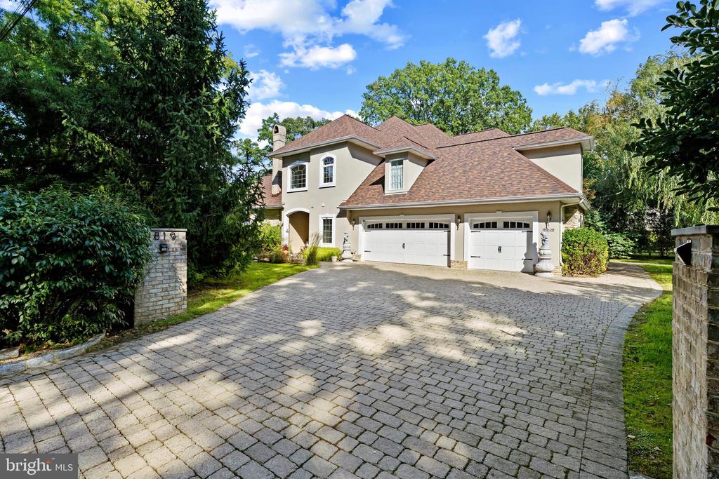 4819 AVERY ROAD