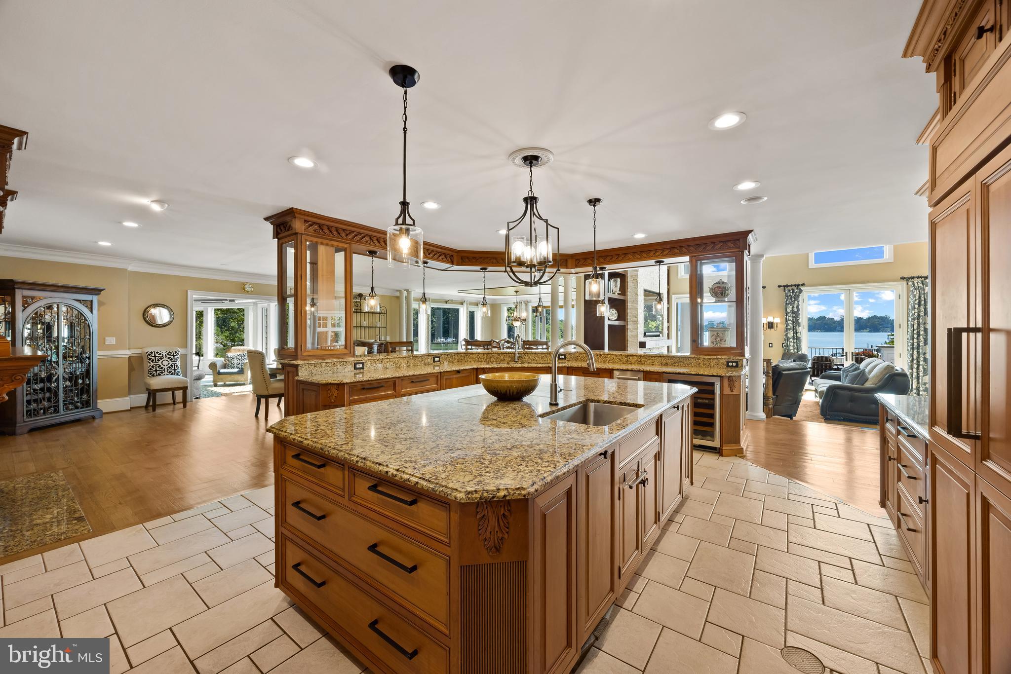 SEVERN RIVER WATERFRONT | 125 S WINCHESTER ROAD