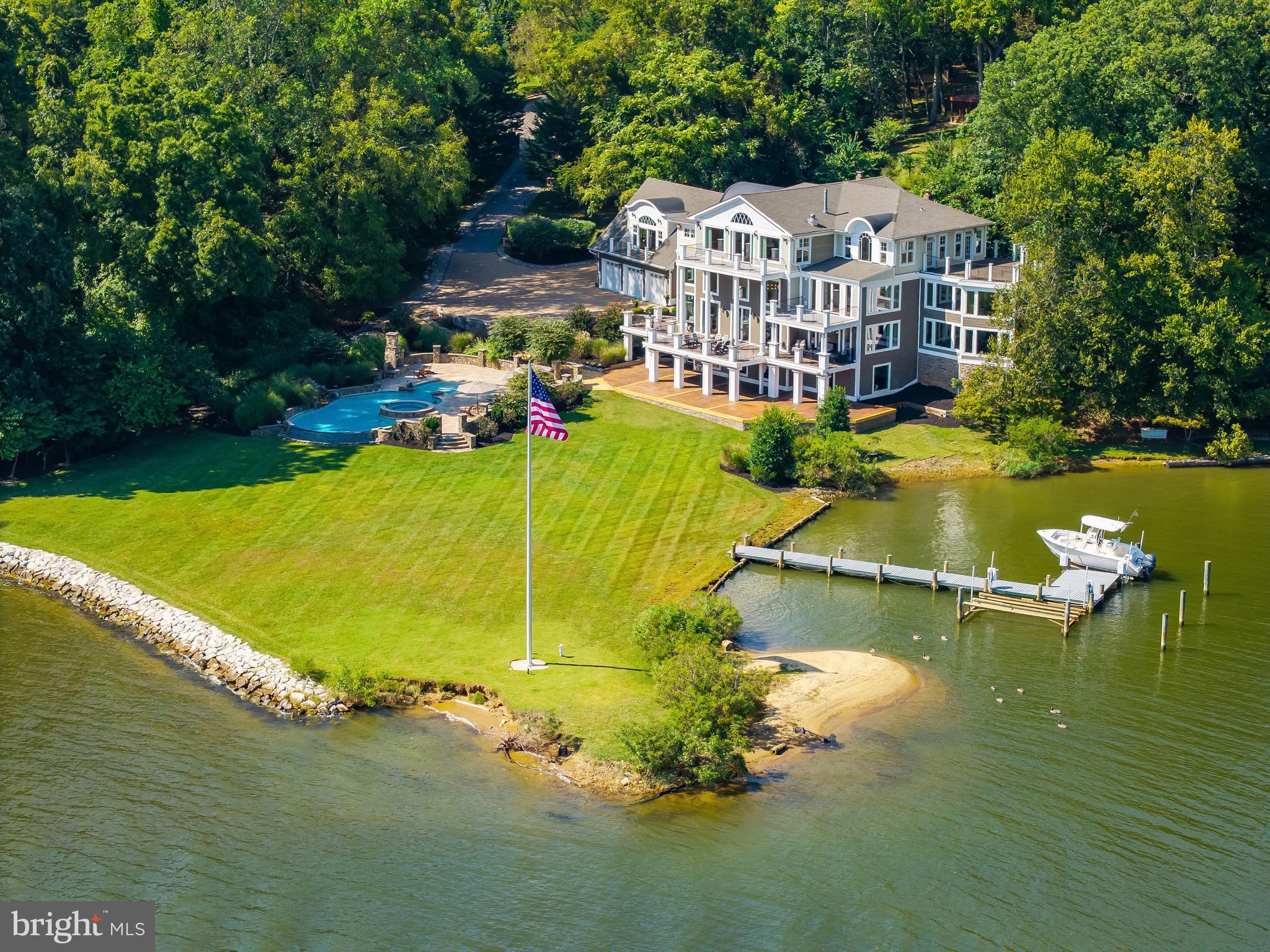 SEVERN RIVER WATERFRONT | 125 S WINCHESTER ROAD