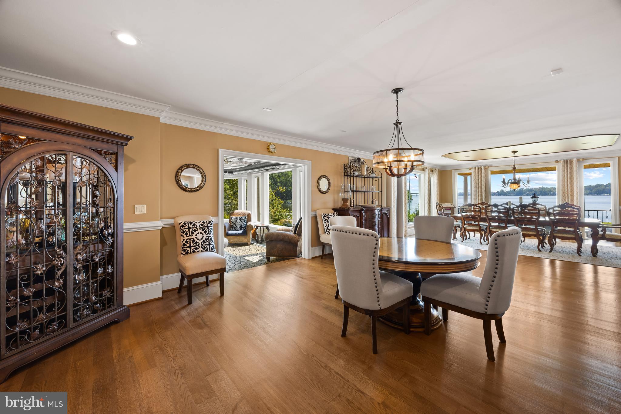 SEVERN RIVER WATERFRONT | 125 S WINCHESTER ROAD