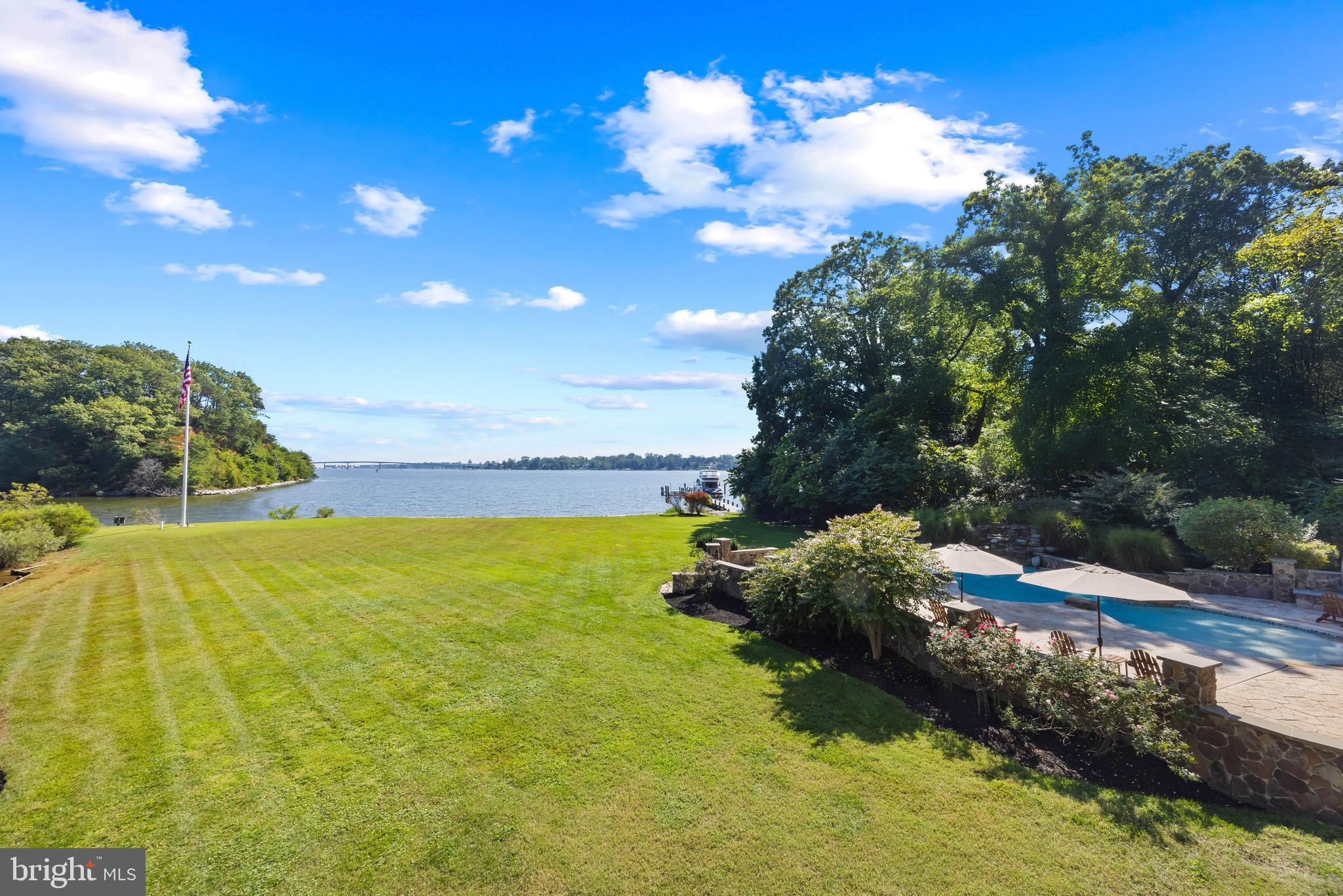 SEVERN RIVER WATERFRONT | 125 S WINCHESTER ROAD
