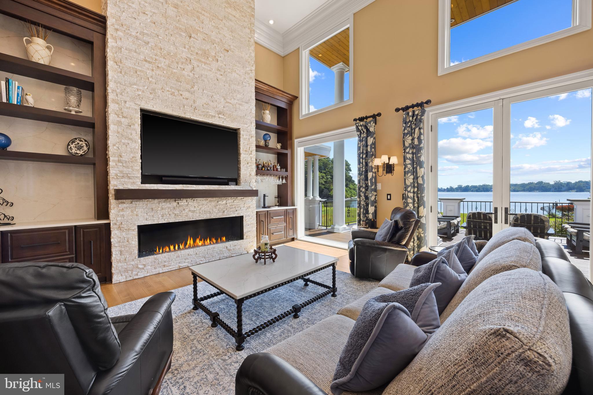 SEVERN RIVER WATERFRONT | 125 S WINCHESTER ROAD