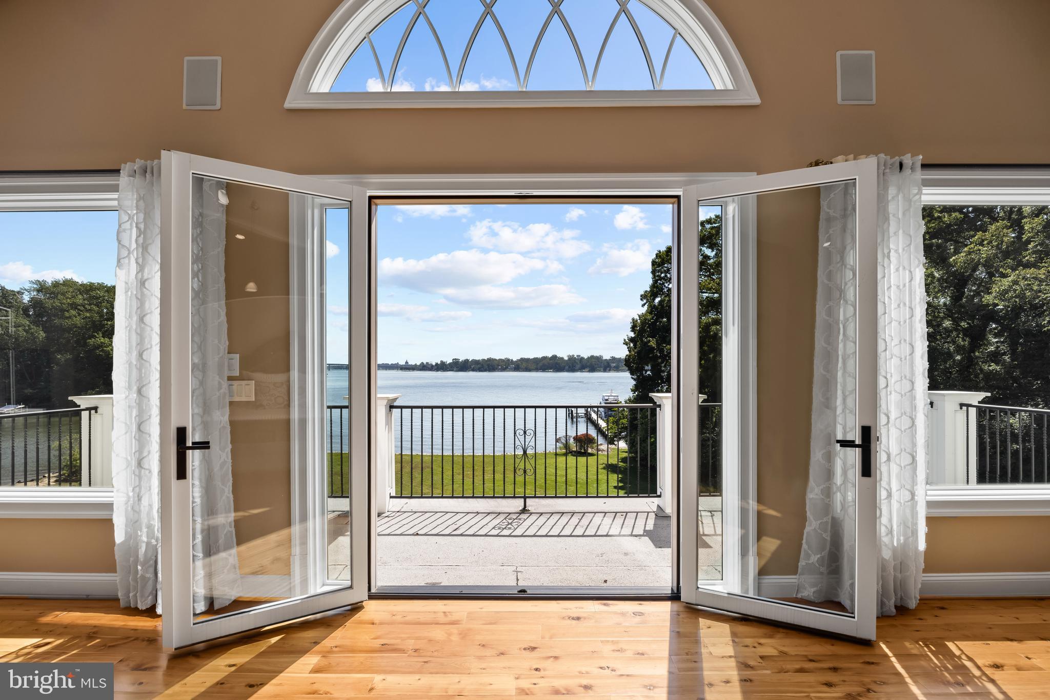 SEVERN RIVER WATERFRONT | 125 S WINCHESTER ROAD