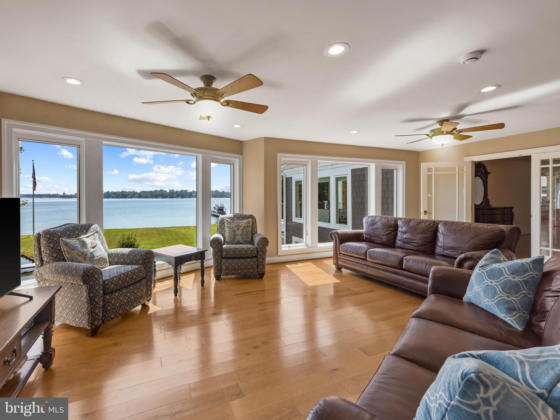 SEVERN RIVER WATERFRONT | 125 S WINCHESTER ROAD