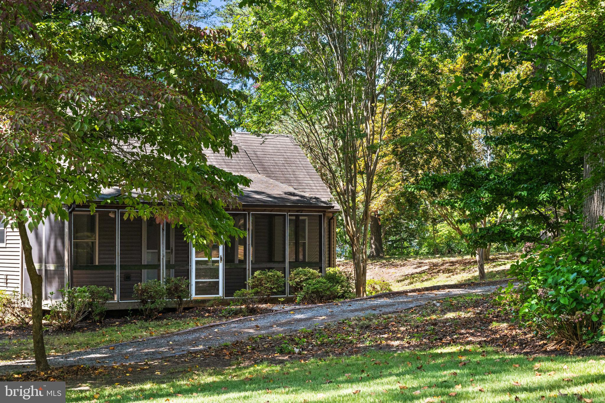 1002 ST HELENA ISLAND