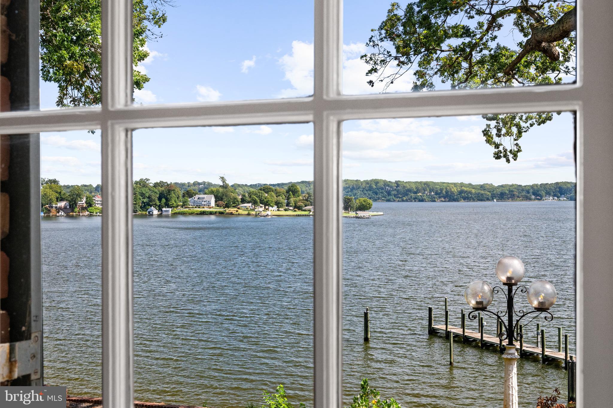 1002 ST HELENA ISLAND