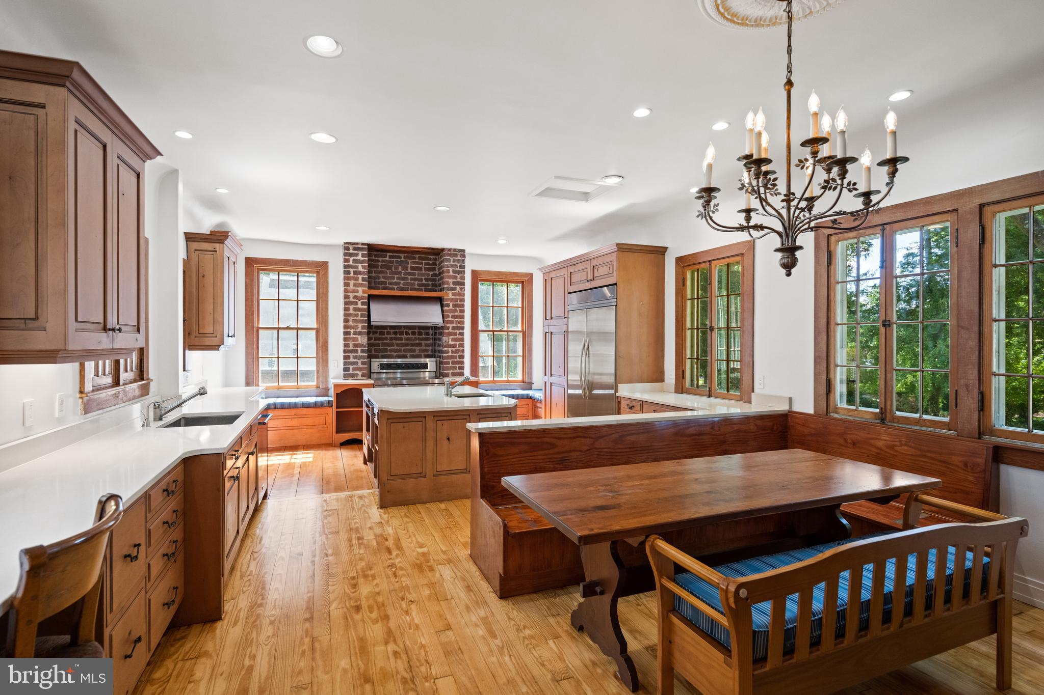 1002 ST HELENA ISLAND