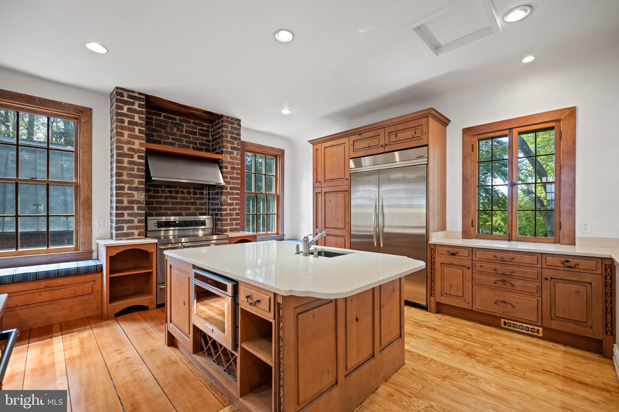 1002 ST HELENA ISLAND