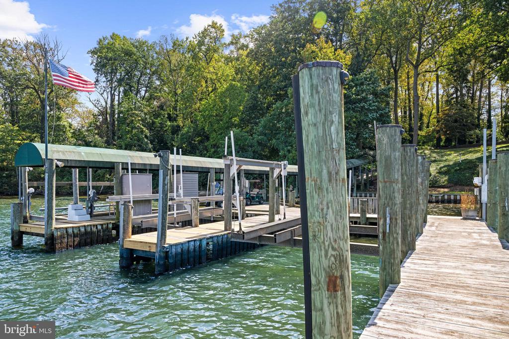 1002 ST HELENA ISLAND