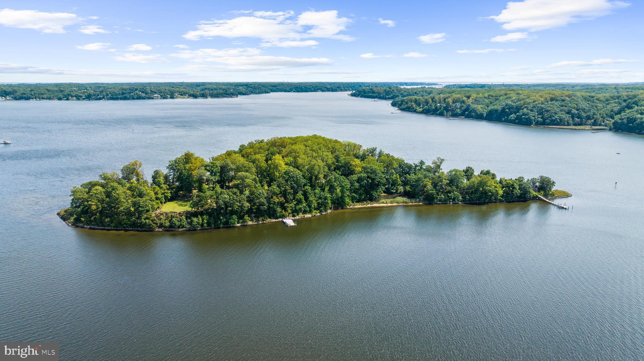 1002 ST HELENA ISLAND