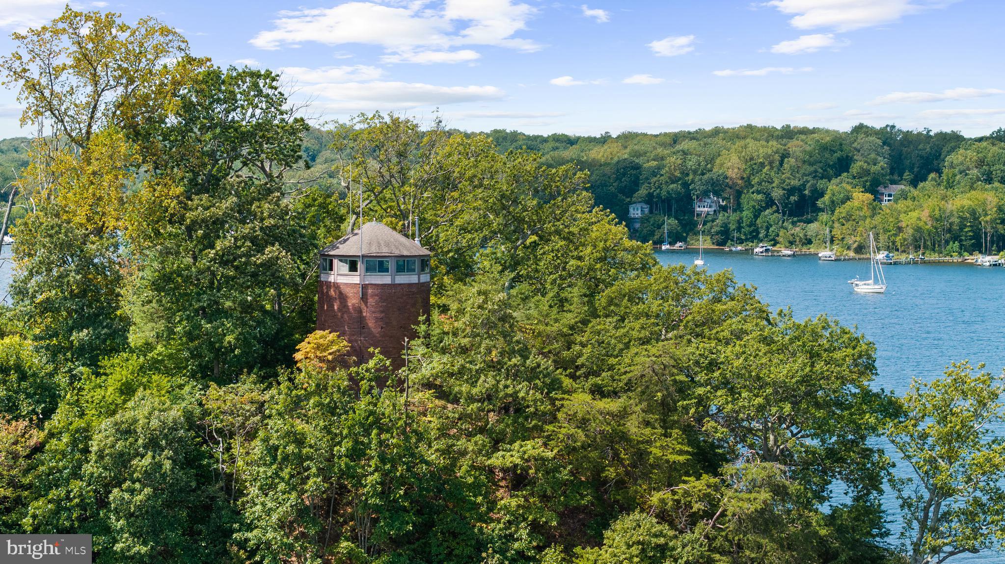 1002 ST HELENA ISLAND