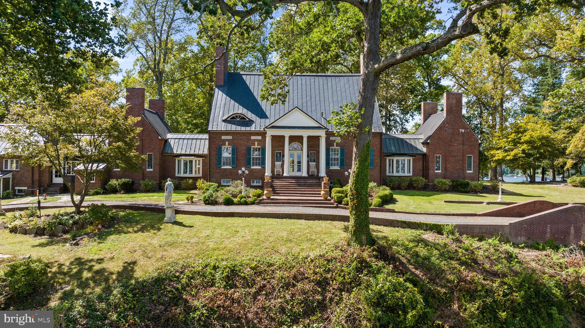 1002 ST HELENA ISLAND