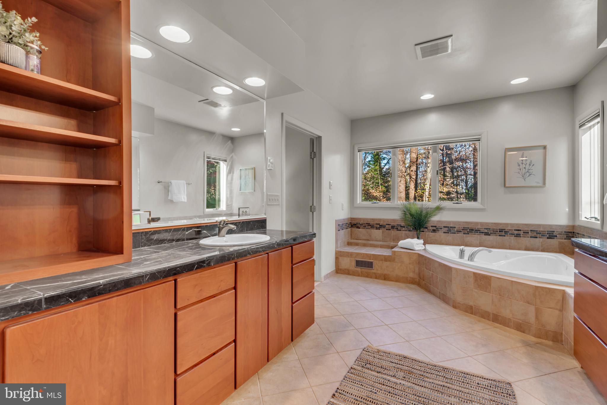 1815 MILLRIDGE COURT