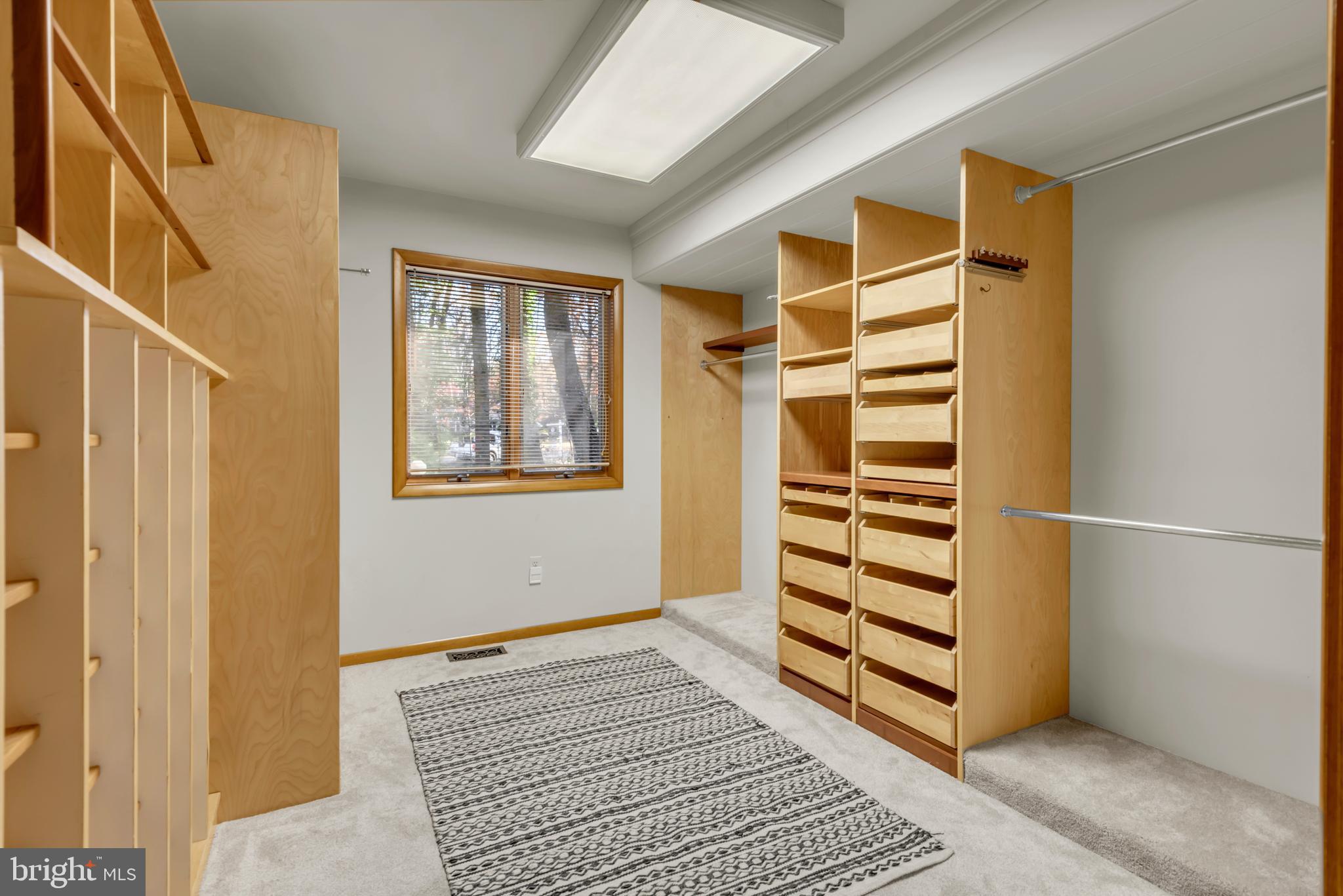 1815 MILLRIDGE COURT