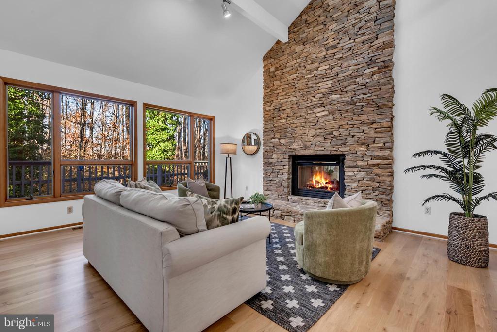 1815 MILLRIDGE COURT