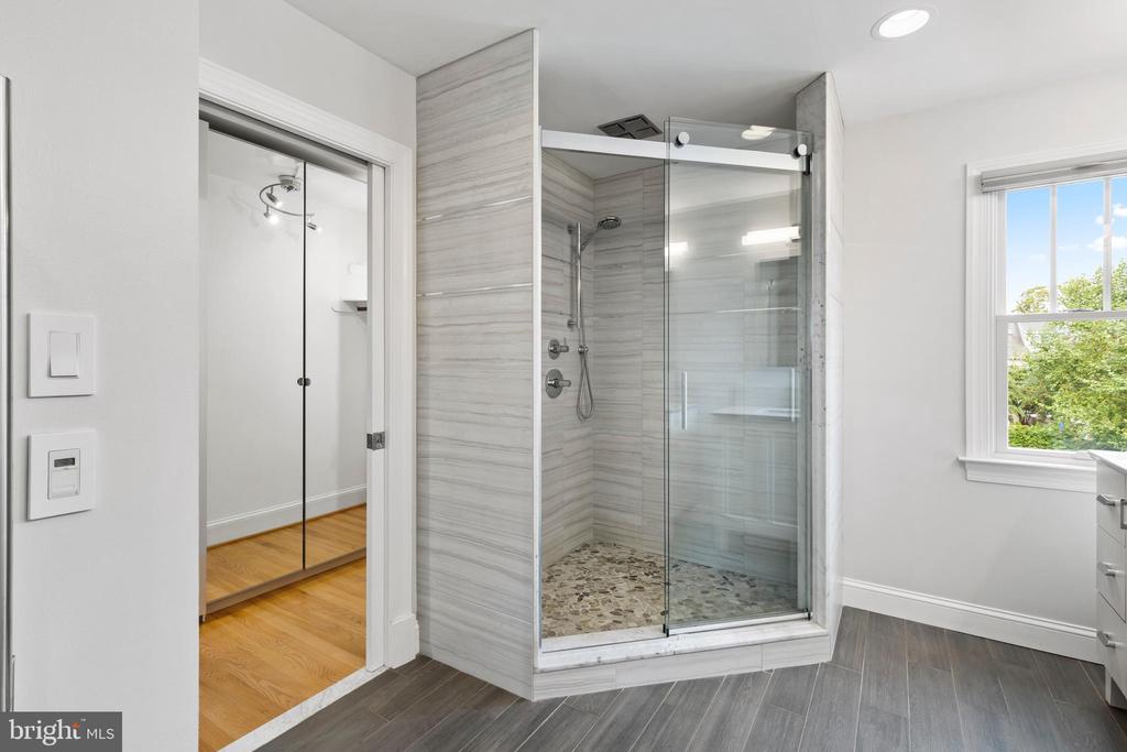 417 SECOND STREET