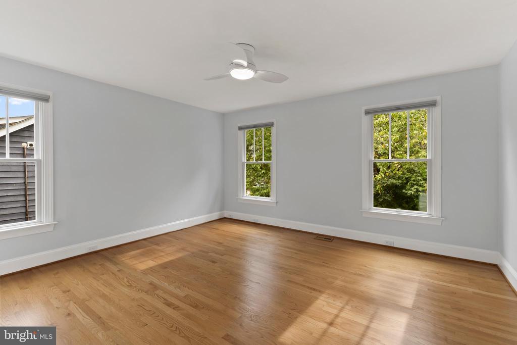 417 SECOND STREET